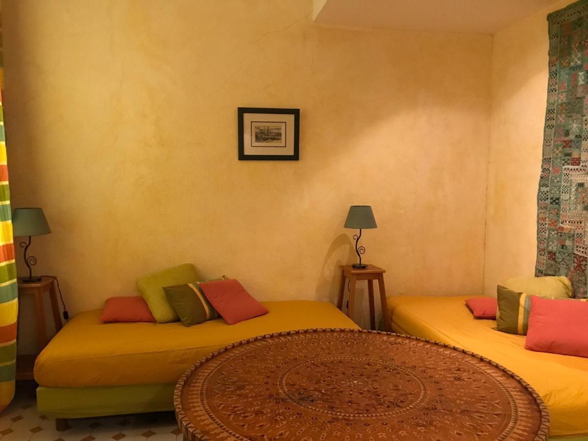 Maison Sainte Barbe 오툉 외부 사진
