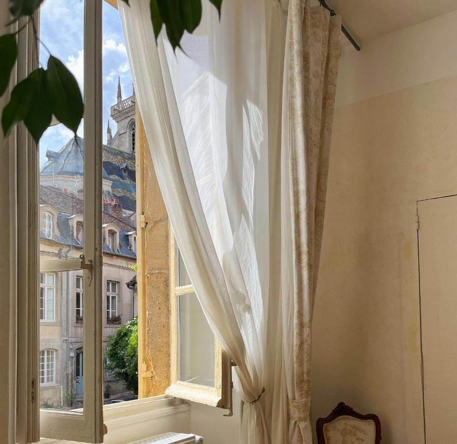Maison Sainte Barbe 오툉 외부 사진